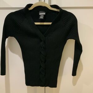 Baranda Black Ribbed V-Neck Sweater with Twist Detail